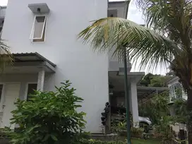 Dijual rumah di cluster palem bintaro mansion bintaro sek 9 Tangerang