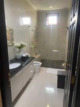 Jual Cepat Rumah Dharmahusada Regency Dekat Grand Peninsula Pakuwon