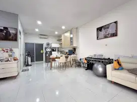Rumah dijual Pondok Tjandra dekat clubhouse, Petra