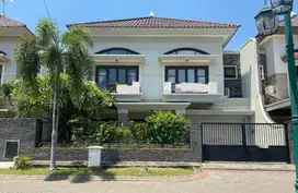 DIJUAL RUMAH DI CENTRAL PARK KLAMPIS REGENCY