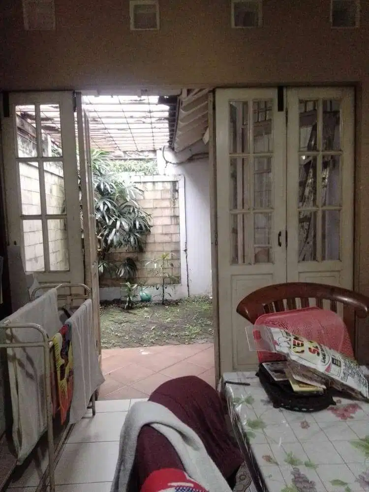 Rumah Nyaman 2 Lantai Di Menteng Bintaro Sektor 7 - GB 6624 -