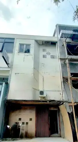 Ruko GreenVille Murah 3 Lantai Lokasi Strategis