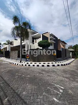 Nego! Rmh Darmo Permai Selatan dkt Graha Famili Pakuwon Indah Tol