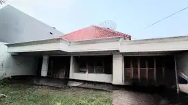 MURAH Rumah Pusat Kota Jl Kemuning dekat Seruni Ketupa Genteng