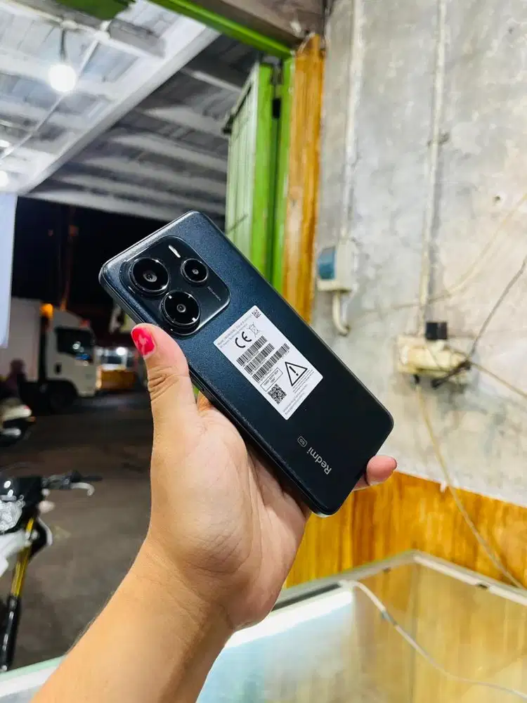 Redmi Note 14 5G 12/512 like new garansi panjang. TT juga bisa