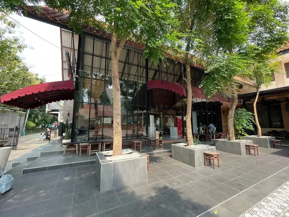 Dijual Resto Plus Hotel Gayungsari Surabaya dekat Tol Waru