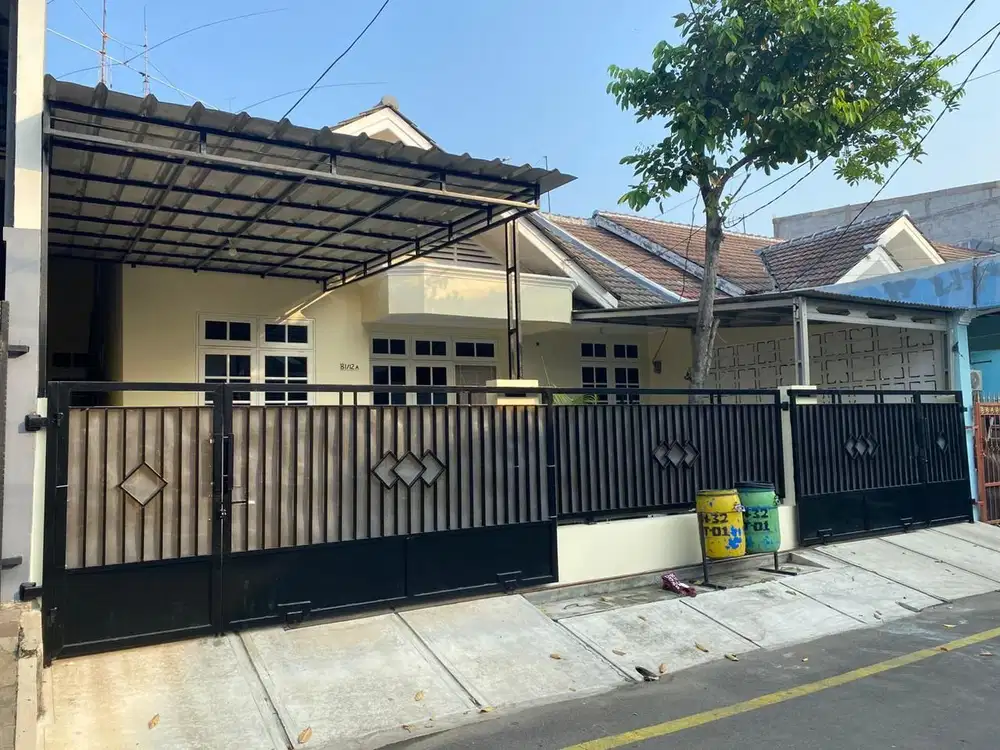 Disewakan rumah asri dan luas di griya harapan permai bekasi