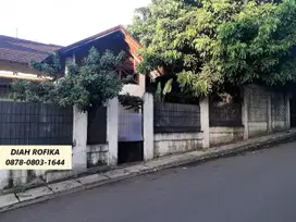 Rumah 1 Lantai dengan Halaman Sekeliling Rumah di Pamulang DR-10702