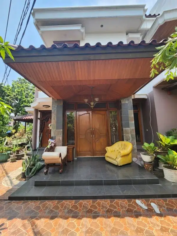 DIJUAL RUMAH SIAP HUNI DI KEBAYORAN LAMA JAK SEL