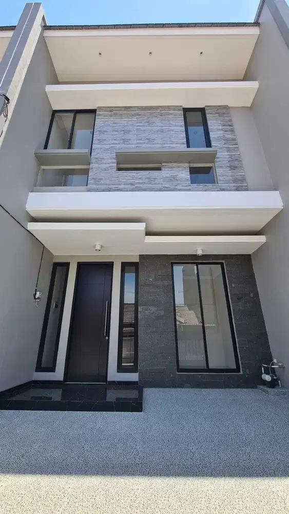 Dijual Rumah New Gress Minimalis Di Klampis Semolo Surabaya
