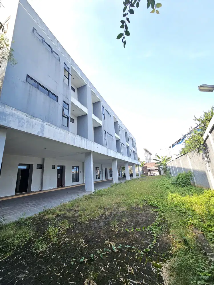 Dijual Superrr Murah(Tidak  ada lawan) townhouse Veteran Raya Jakarta