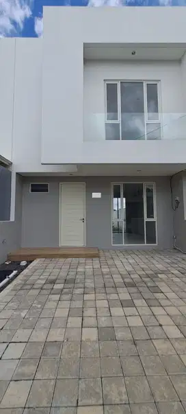 Rumah Dian Istana Minimalis Baru Gress Strategis Area