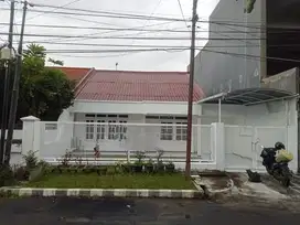 Rumah Darmo Permai Selatan Siap Huni Baru Renov