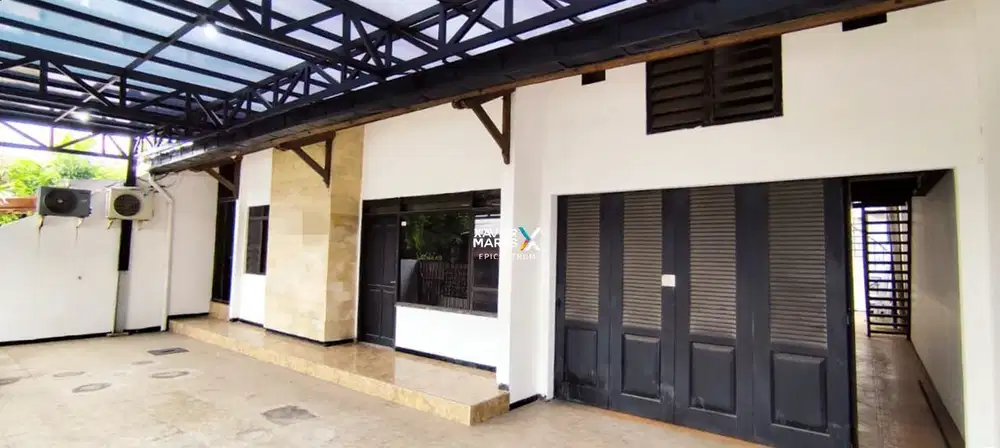 Rumah di Sidosermo Indah dekat Raya Prapen Plaza Marina