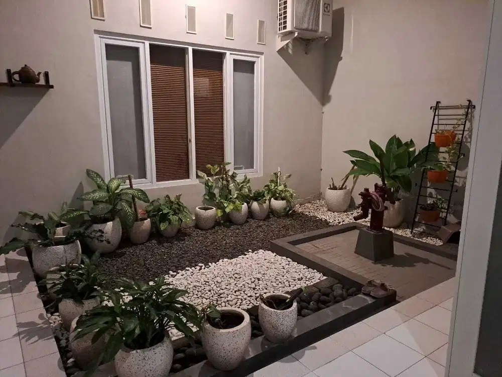RUMAH CANTIK TERAWAT SURYA REGENCY GEDANGAN SIDOARJO ONLY 1MAN