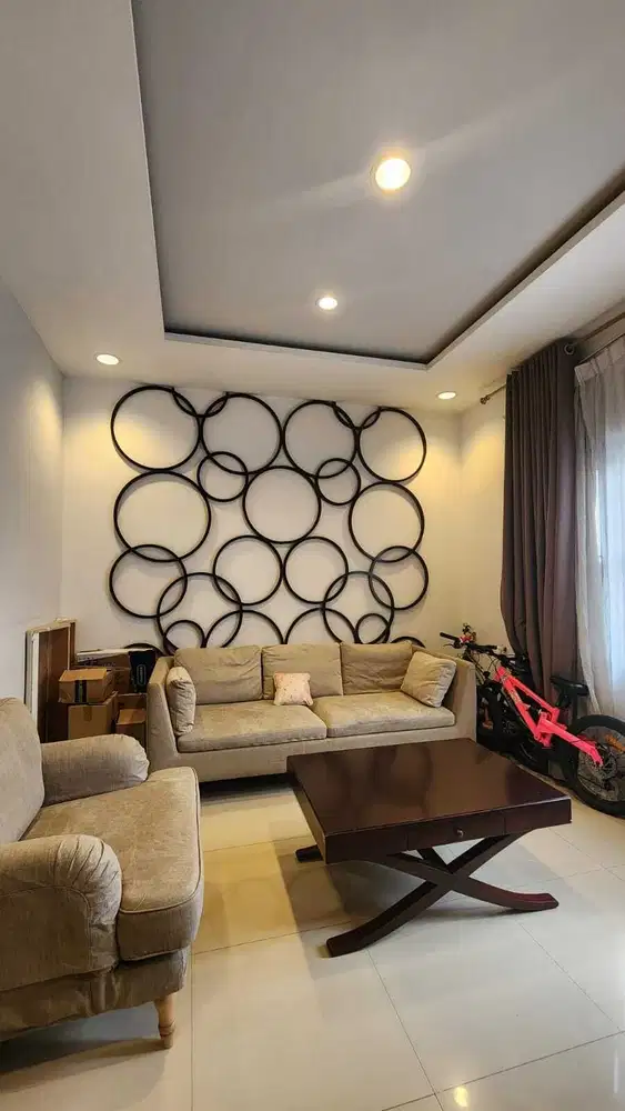 Rumah bagus Tomang Area Elite Lt 239 Siap Huni jakarta Barat