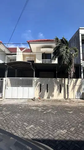 Rumah 2lantai Lebak Indah terawat siap huni dekat Galaxy Mall