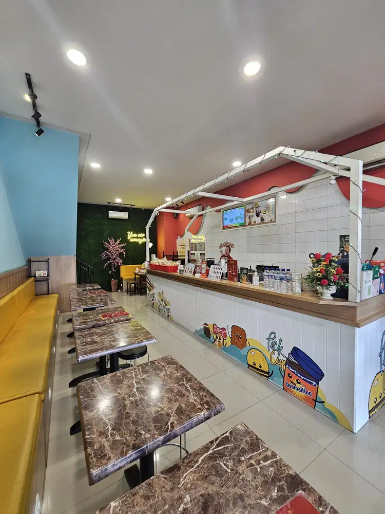 RUKO SORENTO SQUARE HADAP JALAN RAYA GADING SERPONG