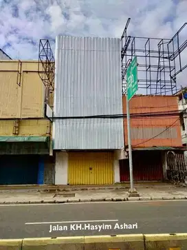Turun Harga Ruko Rapi Jl Hasyim Ashari Model L Jakbar