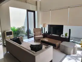 Rumah Graha Famili Full Furnished Bangunan 3 Lantai