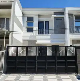 Rumah Sutorejo Selatan New Minimalis, Modern, Row 2.5 mobil