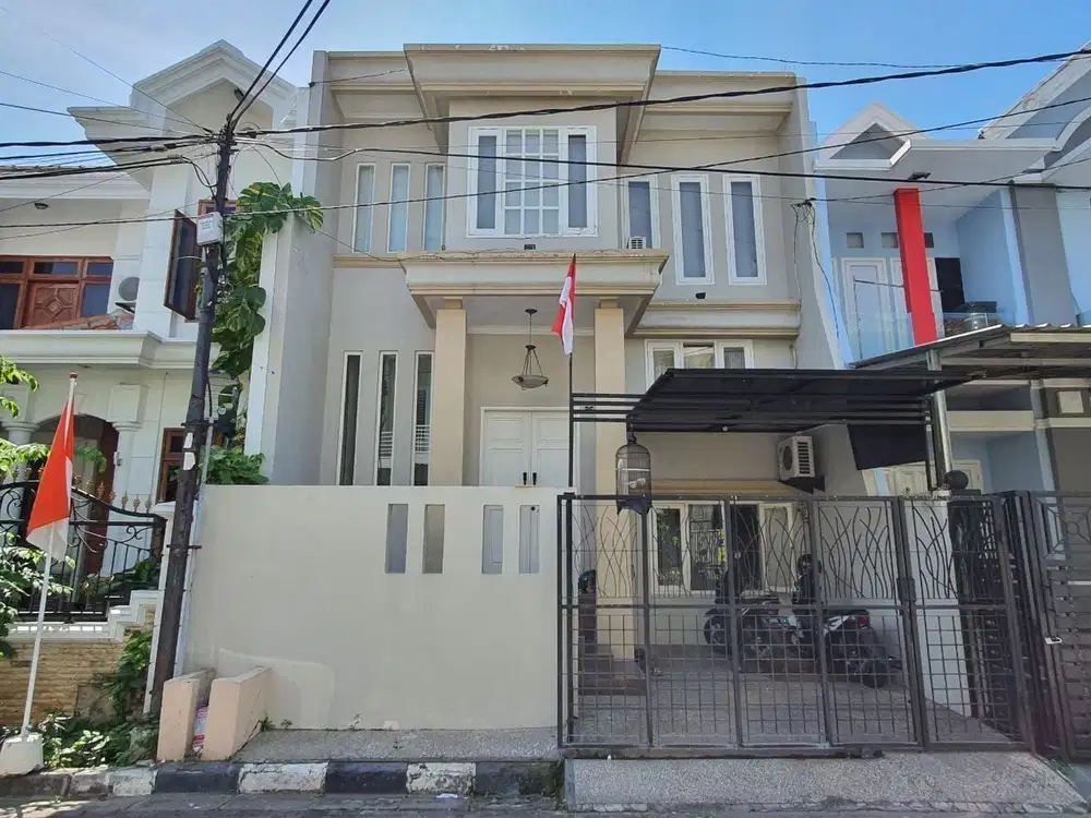 Rumah Pakuwon City MINIMALIS SIAP HUNI FURNISH GALVALUM BAGUS