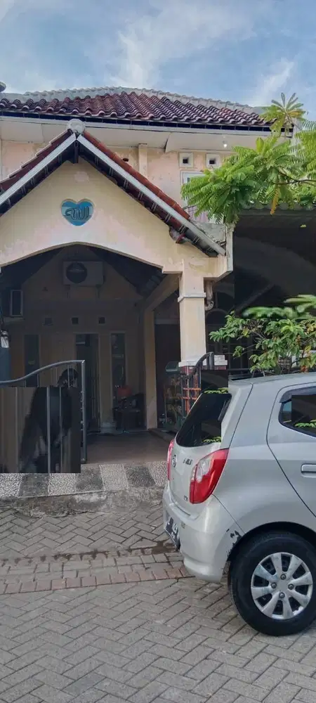 DIJUAL RUMAH PURI MAS TAMAN GIANYAR GUNUNG ANYAR SURABAYA RON.A513