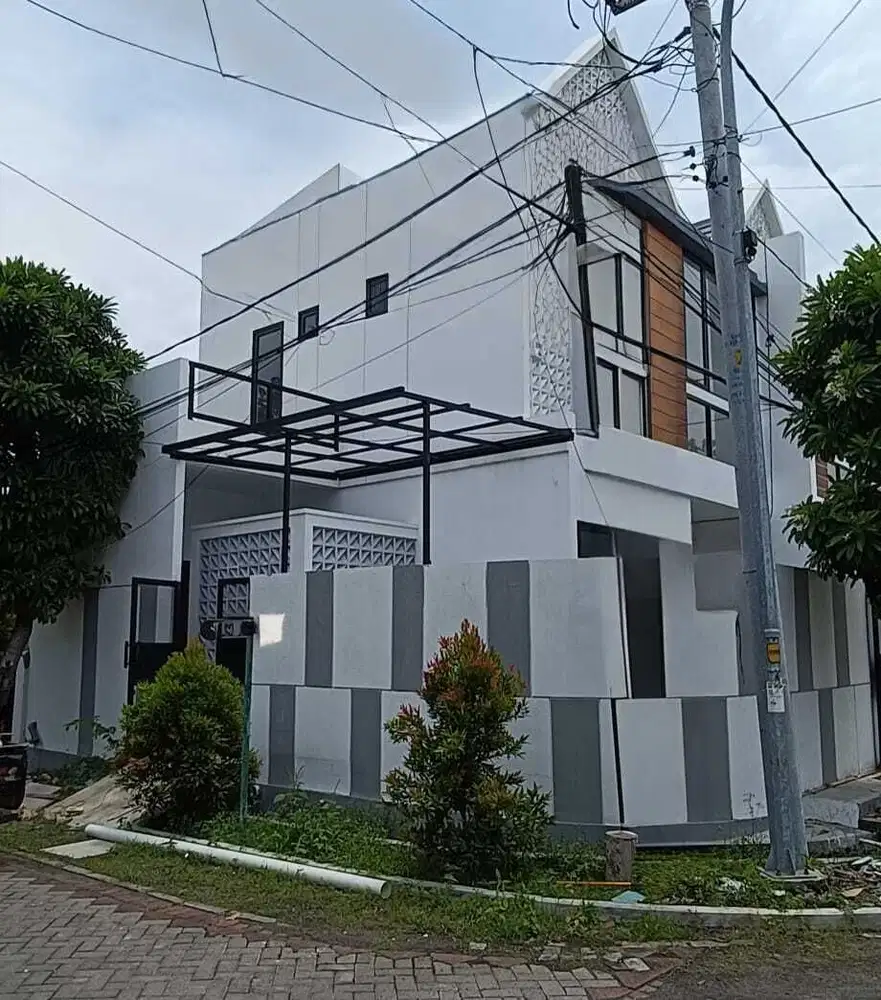 Rumah Gress 2Lt sangat dekat raya Kenjeran, Surabaya Timur