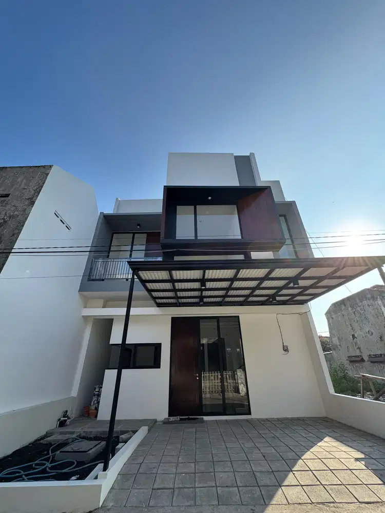 FORSALE RUMAH BARU GRESS MINIMALIS MODERN DI KETINTANG SURABAYA MA 392