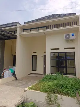 Rumah di cluster Alexander Village bagus indent unit disc 10jt