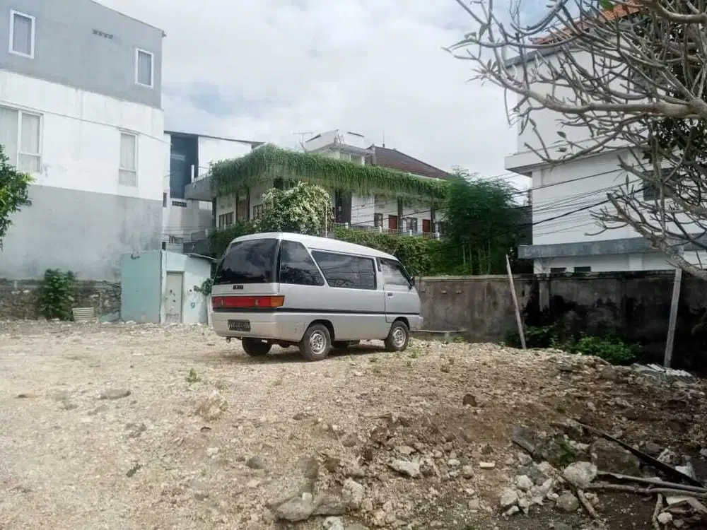 Tanah 8 are dekat Kampus Udayana