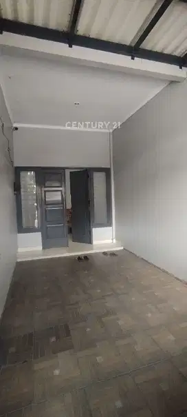 Rumah Lokasi Strategis Dekat Ke Gading Serpong