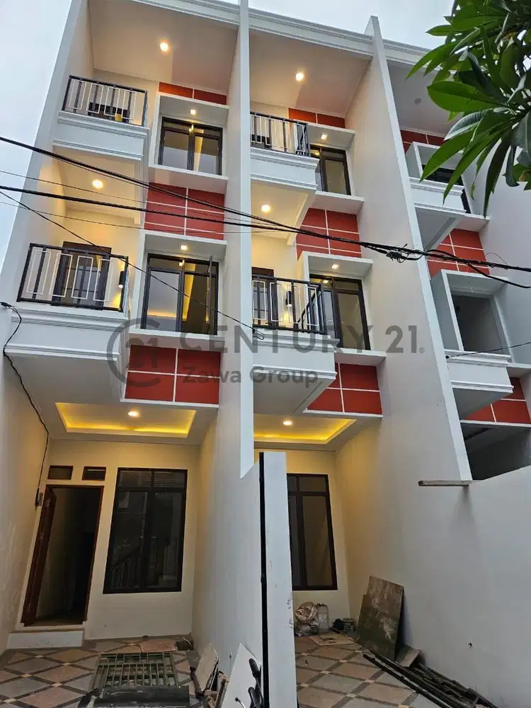 Dijual Rumah di Taman Ratu Jakarta Barat Siap Huni 3 Lantai
