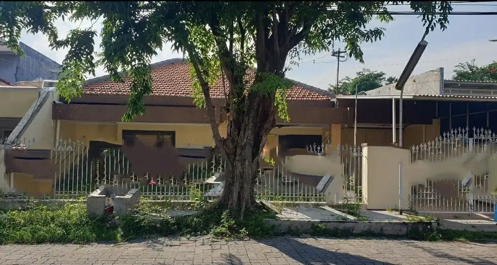 Rumah Dharmahusada Utara STRATEGIS ISTIMEWA FAVORITE
