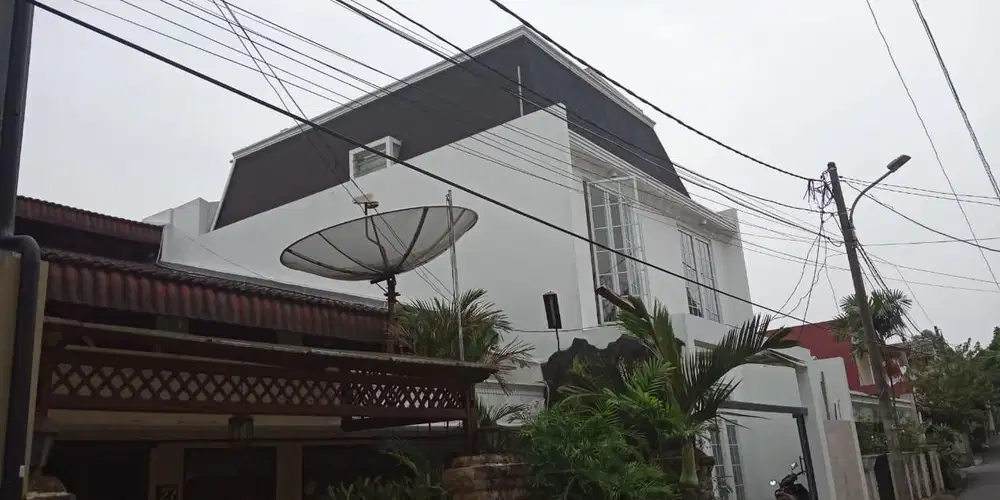 Disewakan Rumah Siap Huni di Radio Dalam Jakarta Selatan