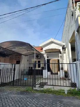 Dijual rumah Puri Jimbaran dekat MERR UPN Manyar