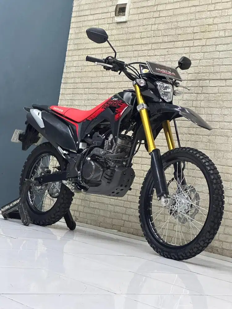 KM 11rb perak‼️ Honda CRF 150L 2024 Unit Grade A - Zaky Mustika