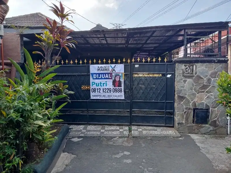 Rumah Asri dan Luas di Ciputat Timur, Tangerang Selatan
