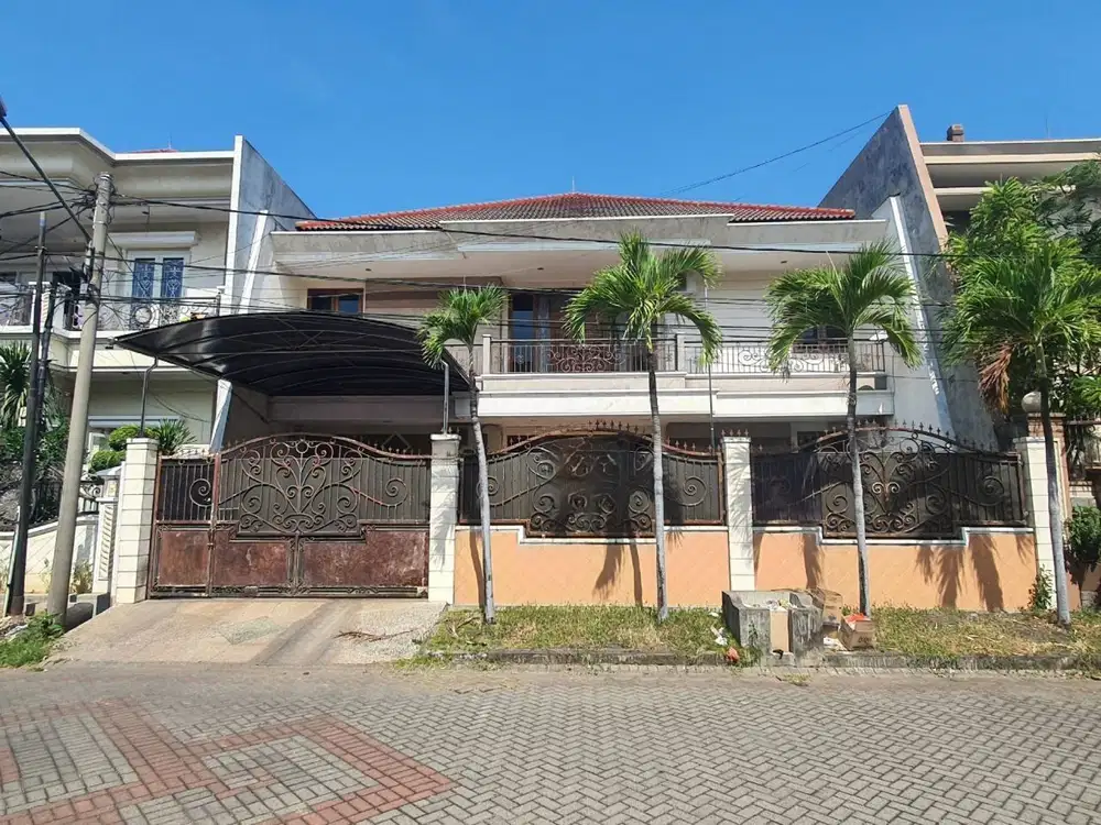 Rumah Araya 1  Galaxy Bumi Permai, STRATEGIS carport 2, garasi 2
