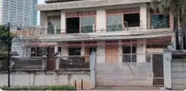 Disewakan  Rumah Untuk Usaha/Kantor di Kyai Maja Keb Baru Jak Sel