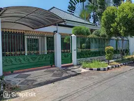 Adem Hadap Selatan Rumah Darmo Baru Barat Siap Huni