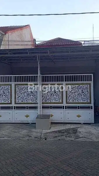 Rumah Simpang Darmo Permai Selatan dkt Pakuwon Indah Graha Famili PTC