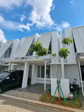 Rumah 2 Lantai Inspirahauz Tabebuya BSD Deket AEON Mall