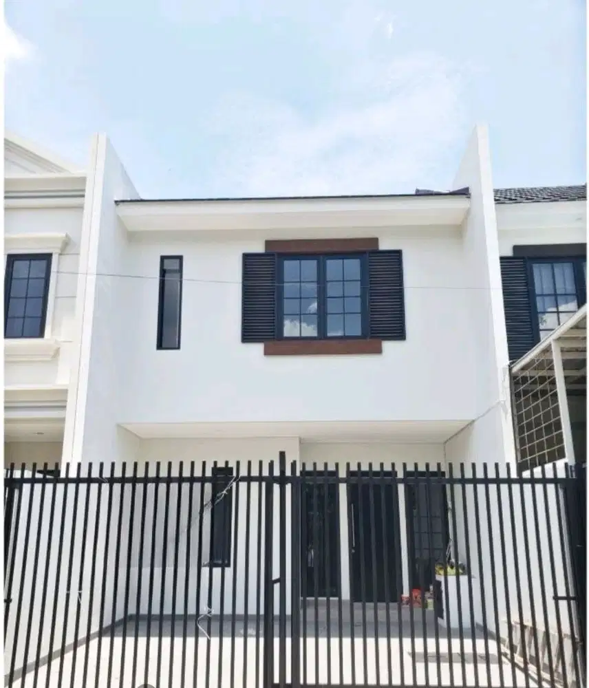 Rumah Baru Gress 2 Lantai Lebak Jaya, Surabaya Timur