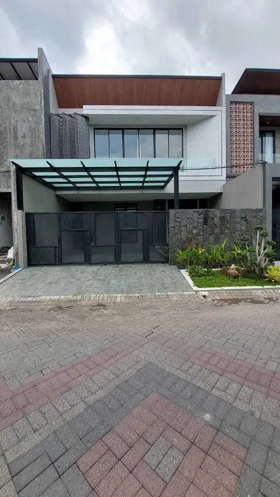 Rumah Mewah New Gress 2 Lantai Di Galaxy Bumi Permai Araya Surabaya