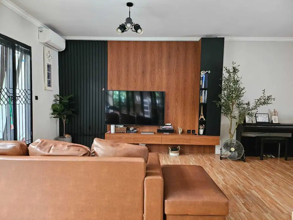 Dijual Rumah Besar 2Lantai Murah Jatiasih