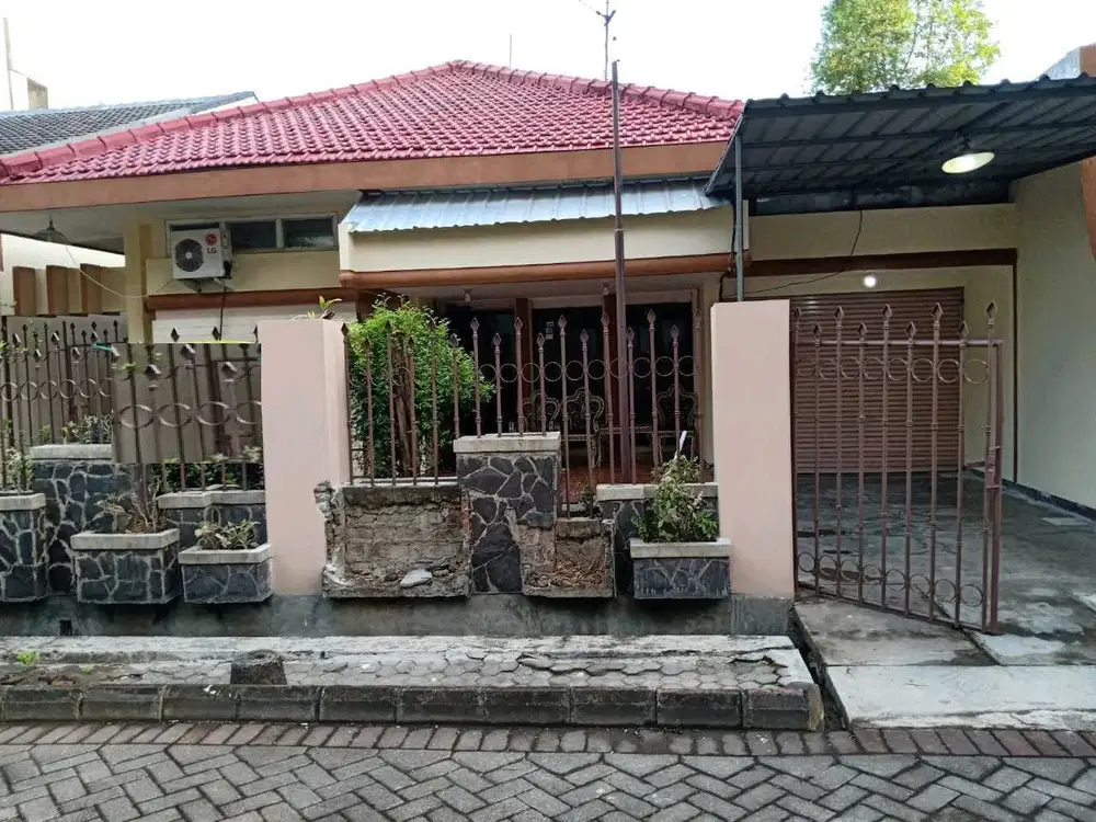 DIJUAL RUMAH HITUNG TANAH KLAMPIS SURABAYA RON.A226