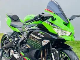 Kawasaki ninja zx25r abs se hijau honey comb zx 25r abs se qs zx-25r