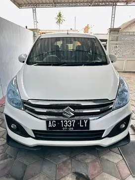 Ertiga putih 2017 GL sporty transmisi manual bagus mulus R3 Rtiga