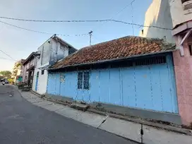 Rumah Krembangan Dekat pasar Surabaya